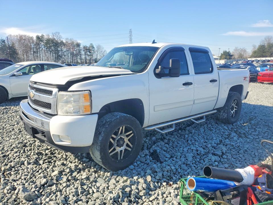 46503596 :رقم المزاد ، 3GCPKSE38BG312654 vin ، 2011 Chevrolet Silverado مزاد بيع