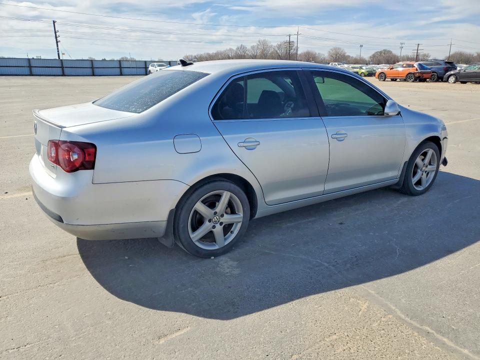 Aukcja sprzedaży 2010 Volkswagen Jetta, vin: 3VWAL8AJ1AM031772, numer aukcji: 46626906