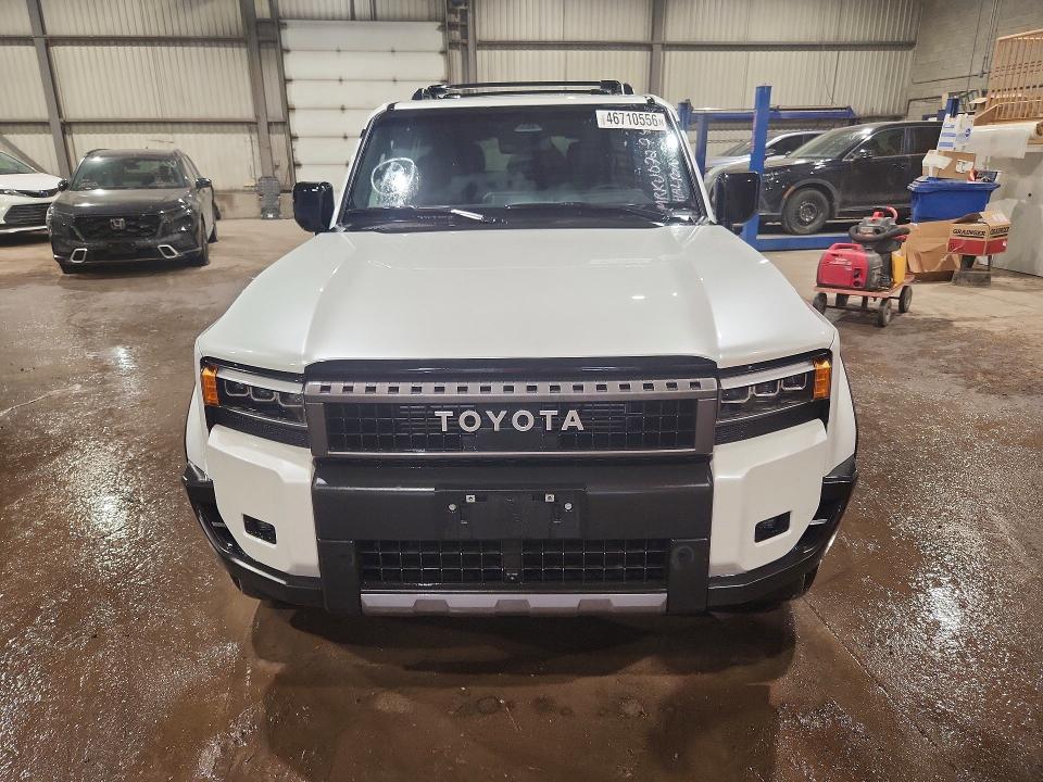47933556 :رقم المزاد ، JTEABFAJ1S5009719 vin ، 2025 Toyota Land Cruiser مزاد بيع