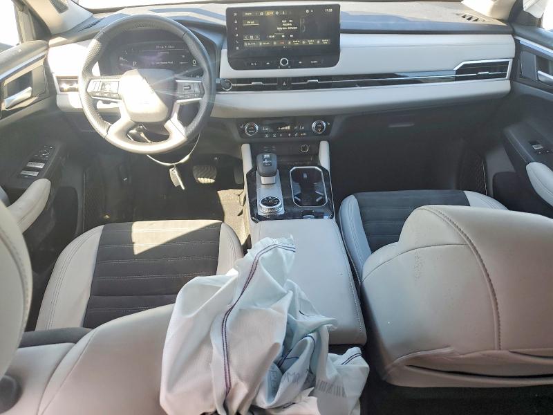41721556 :رقم المزاد ، JA4J3VA88SZ052014 vin ، 2025 Mitsubishi Outlander مزاد بيع