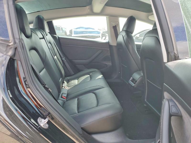 41833366 :رقم المزاد ، 5YJ3E1EC7MF849833 vin ، 2021 Tesla Model 3 مزاد بيع