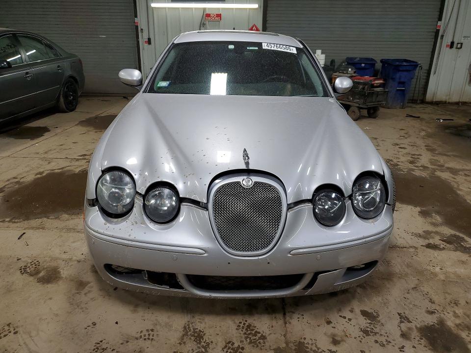 2005 Jaguar S-type მანქანა იყიდება აუქციონზე, vin: SAJWA03V551N32376, აუქციონის ნომერი: 45766586
