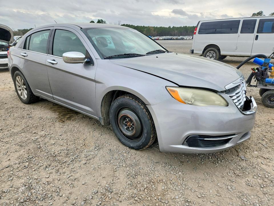 2013 Chrysler 200 მანქანა იყიდება აუქციონზე, vin: 1C3CCBBBXDN510142, აუქციონის ნომერი: 45848136