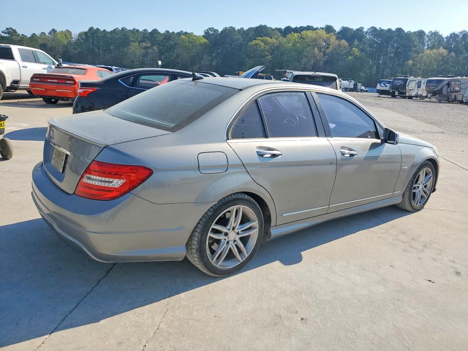 Продажа на аукционе авто 2012 Mercedes-benz C, vin: WDDGF4HBXCR198280, номер лота: 47248816