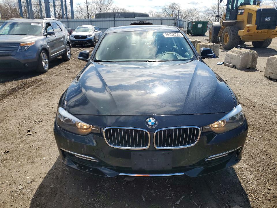 2013 Bmw 328 მანქანა იყიდება აუქციონზე, vin: WBA3B3C58DF535657, აუქციონის ნომერი: 46439756