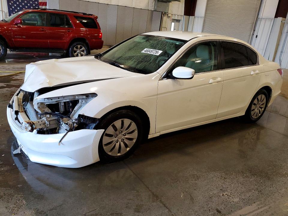 46849726 :رقم المزاد ، 1HGCP2F37CA221116 vin ، 2012 Honda Accord مزاد بيع