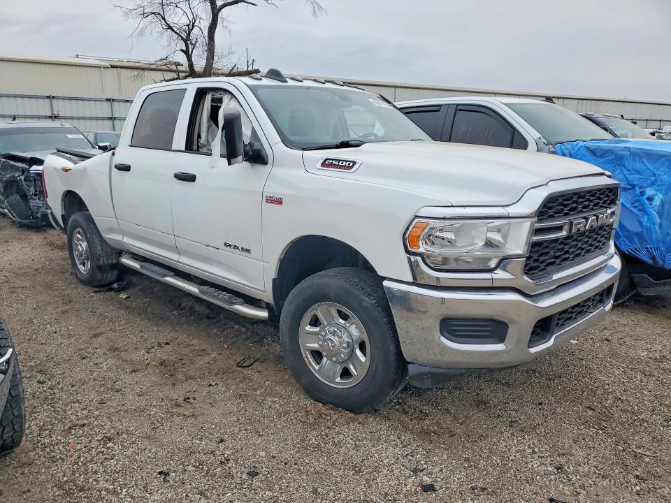 46011636 :رقم المزاد ، 3C6UR5CJ0KG675569 vin ، 2019 Ram 2500 مزاد بيع