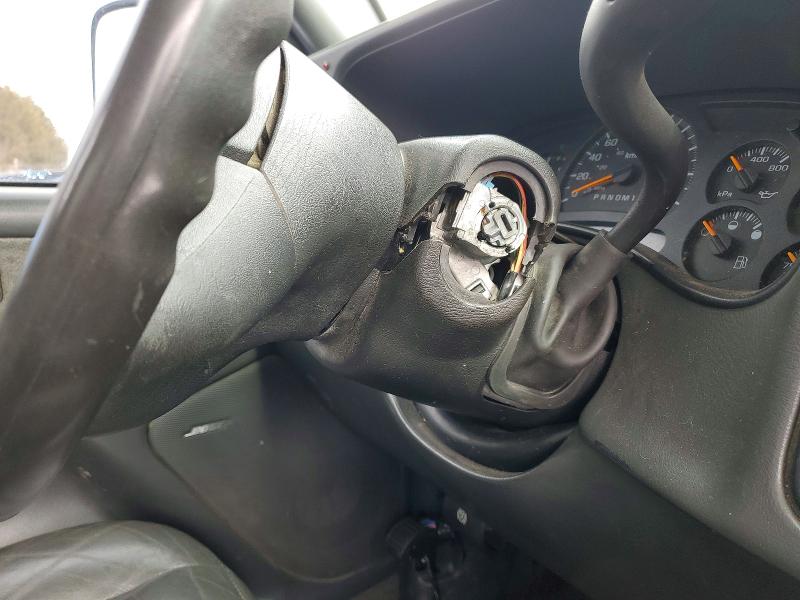 46473526 :رقم المزاد ، 1GCHK23D17F117343 vin ، 2007 Chevrolet 1500 Silve مزاد بيع
