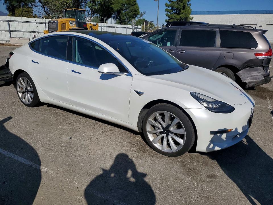 Продаж на аукціоні авто 2020 Tesla Model 3, vin: 5YJ3E1EA1LF476690, номер лоту: 41977486