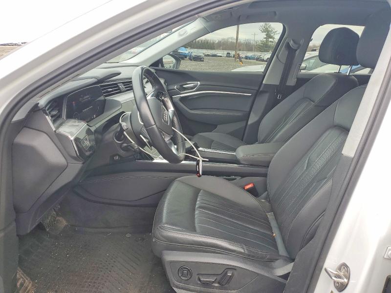 2021 Audi E-tron მანქანა იყიდება აუქციონზე, vin: WA1LAAGE7MB027265, აუქციონის ნომერი: 47544696