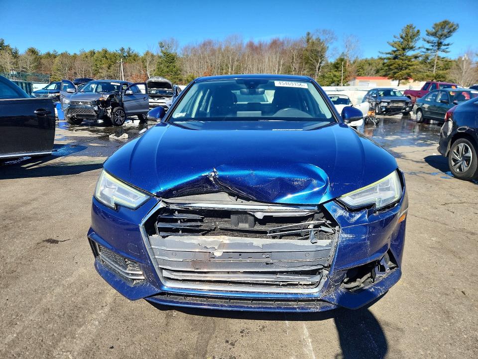 Продаж на аукціоні авто 2017 Audi A4, vin: WAULMAF47HN036121, номер лоту: 45469156