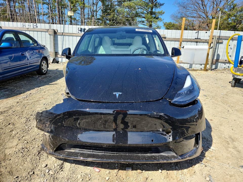 41734606 :رقم المزاد ، 5YJYGDEE5MF125299 vin ، 2021 Tesla Model Y مزاد بيع