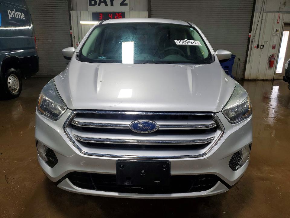 2017 Ford Escape მანქანა იყიდება აუქციონზე, vin: 1FMCU0GD3HUB13144, აუქციონის ნომერი: 79804975