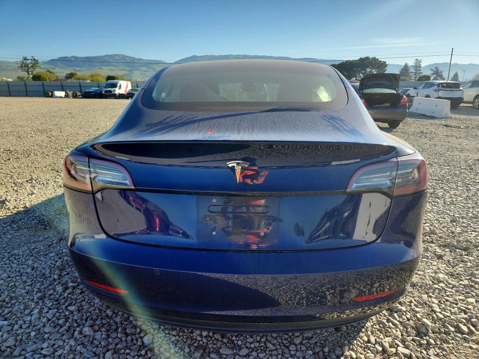 Продаж на аукціоні авто 2018 Tesla Model 3, vin: 5YJ3E1EA7JF076663, номер лоту: 45927436