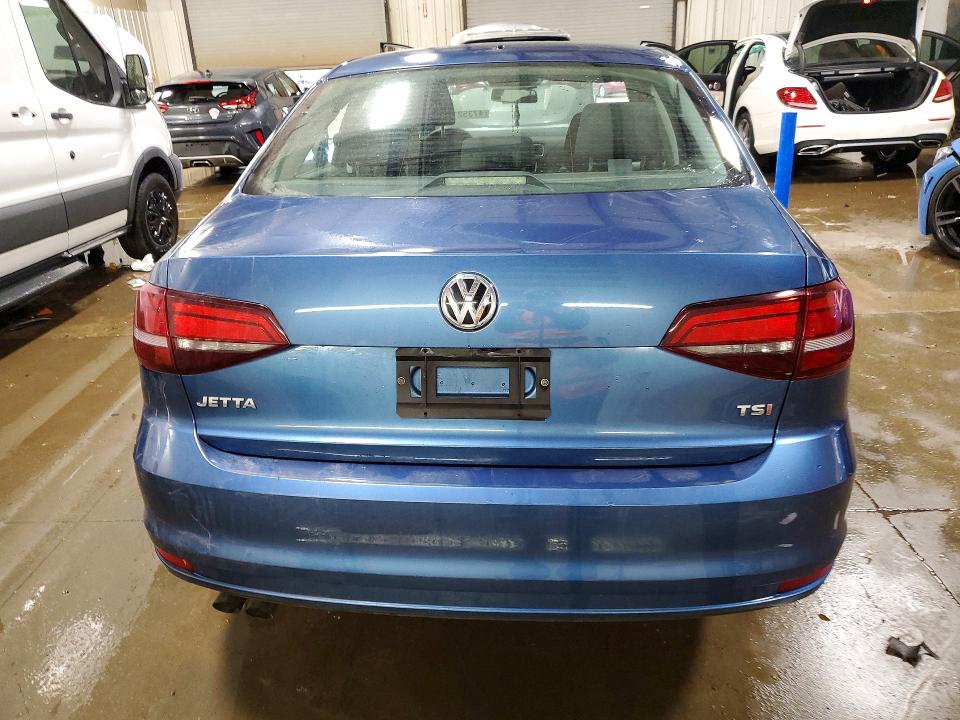 47352136 :رقم المزاد ، 3VW2B7AJ2HM213184 vin ، 2017 Volkswagen Jetta مزاد بيع