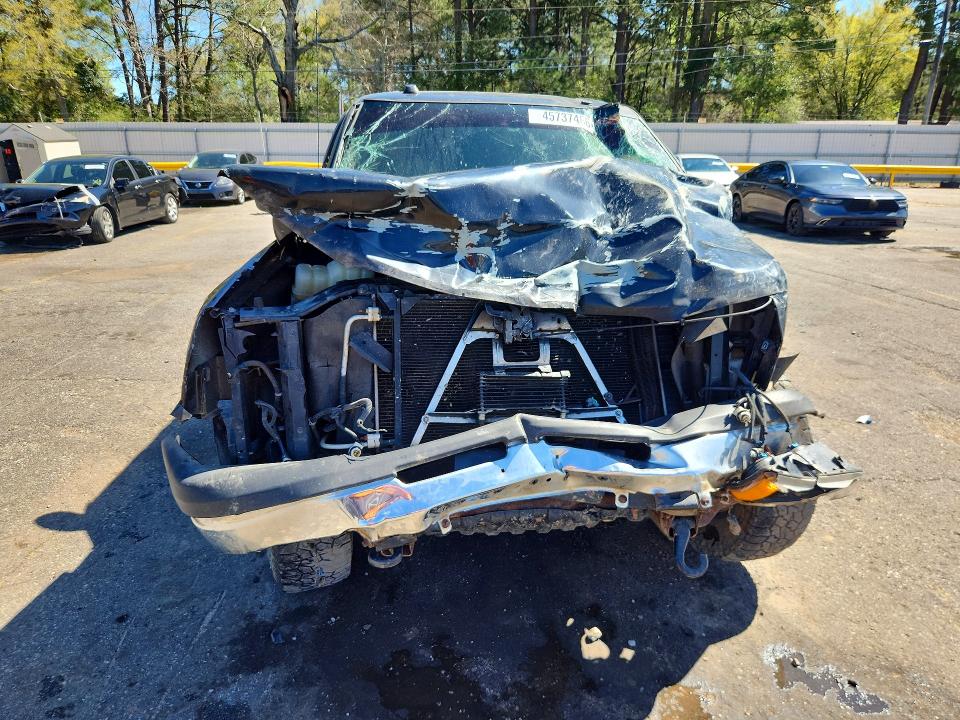 2004 Chevrolet Silverado მანქანა იყიდება აუქციონზე, vin: 1GCGK23U94F105819, აუქციონის ნომერი: 45737466