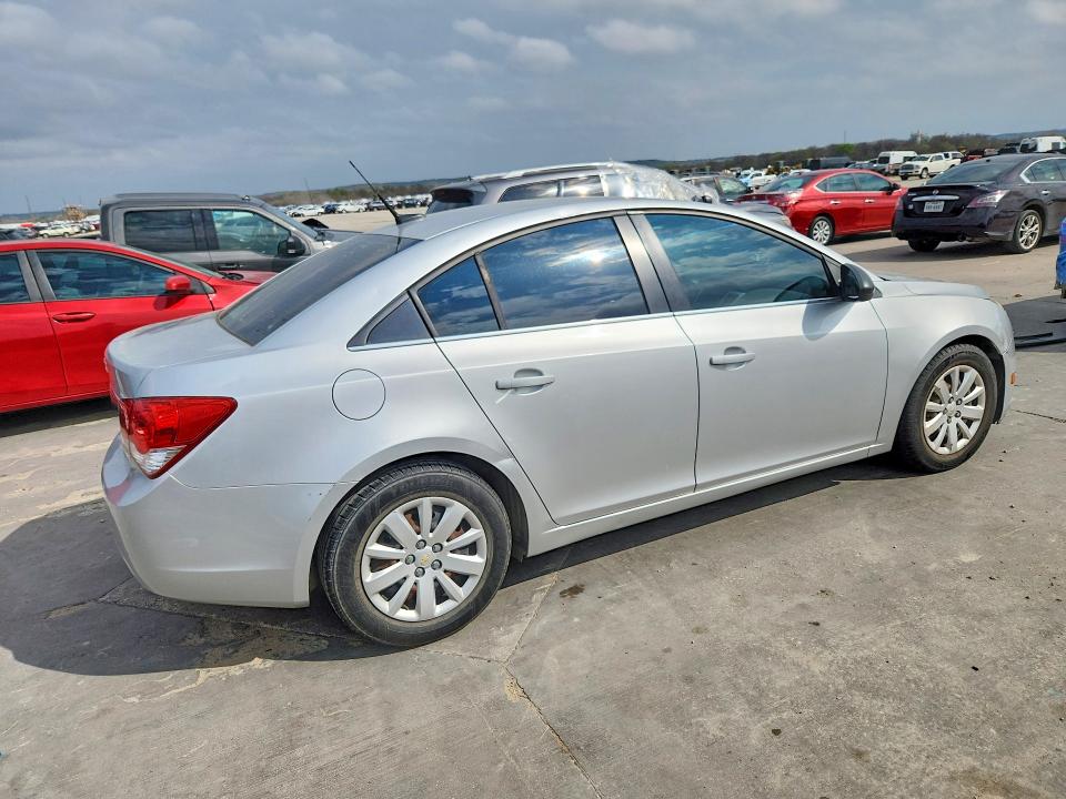 2011 Chevrolet Cruze მანქანა იყიდება აუქციონზე, vin: 1G1PC5SHXB7273942, აუქციონის ნომერი: 41672716