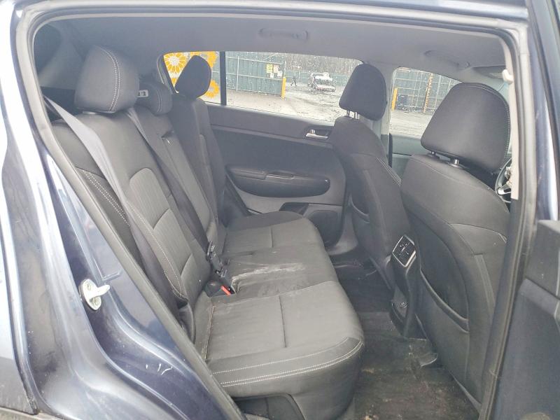 79593025 :رقم المزاد ، KNDPMCAC2H7167623 vin ، 2017 Kia Sportage مزاد بيع