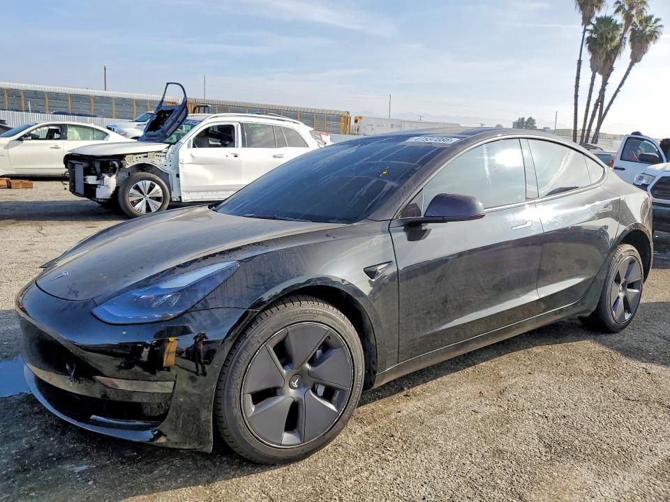 2022 Tesla Model 3 მანქანა იყიდება აუქციონზე, vin: 5YJ3E1EA2NF351782, აუქციონის ნომერი: 47537086
