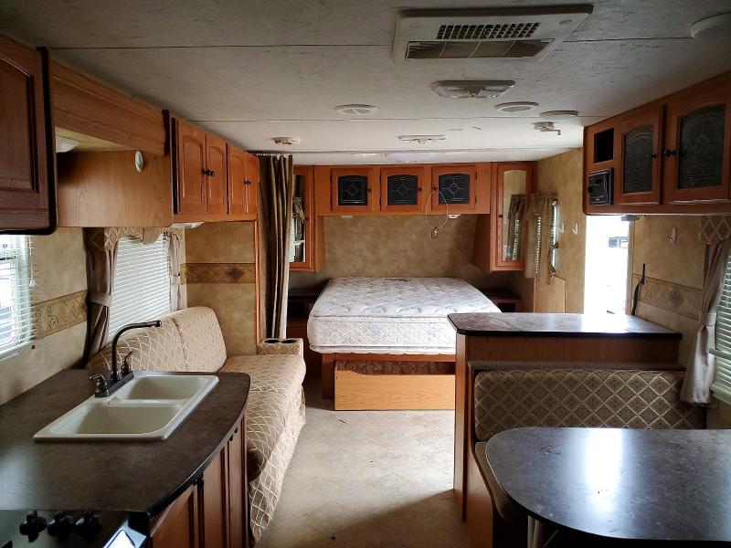 78981925 :رقم المزاد ، 5SFBT31298E100112 vin ، 2008 Heartland North Trail Series M مزاد بيع