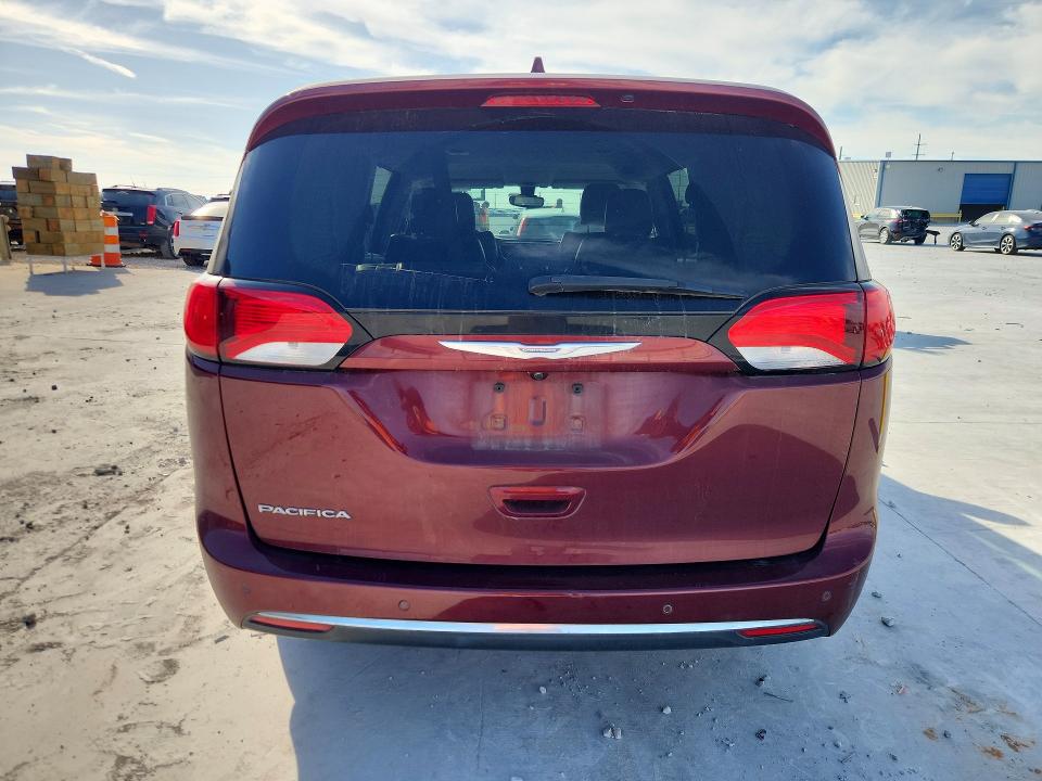 Продажа на аукционе авто 2017 Chrysler Pacifica, vin: 2C4RC1BG1HR762558, номер лота: 79671365
