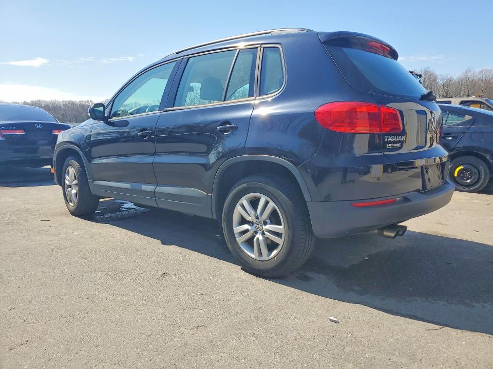 46994036 :رقم المزاد ، WVGAV7AX8GW597220 vin ، 2016 Volkswagen Tiguan مزاد بيع