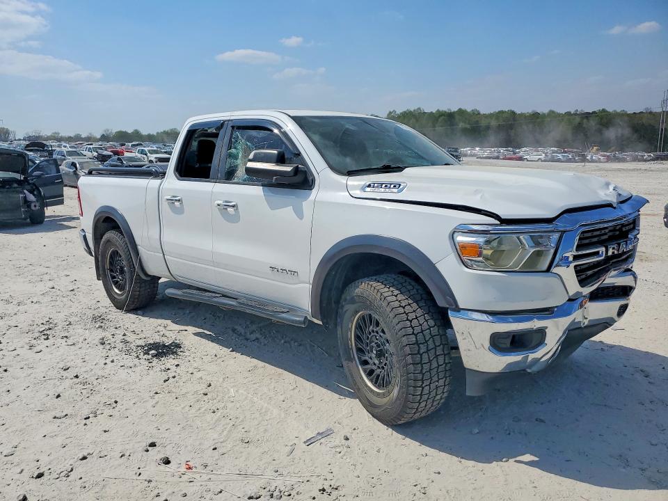 47740636 :رقم المزاد ، 1C6SRFBT3KN822345 vin ، 2019 Ram 1500 مزاد بيع