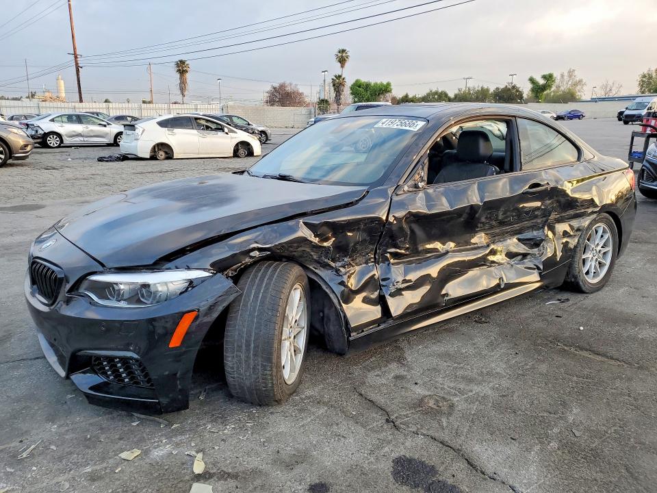 41975686 :رقم المزاد ، WBA1J7C50FV358709 vin ، 2015 Bmw M235i مزاد بيع