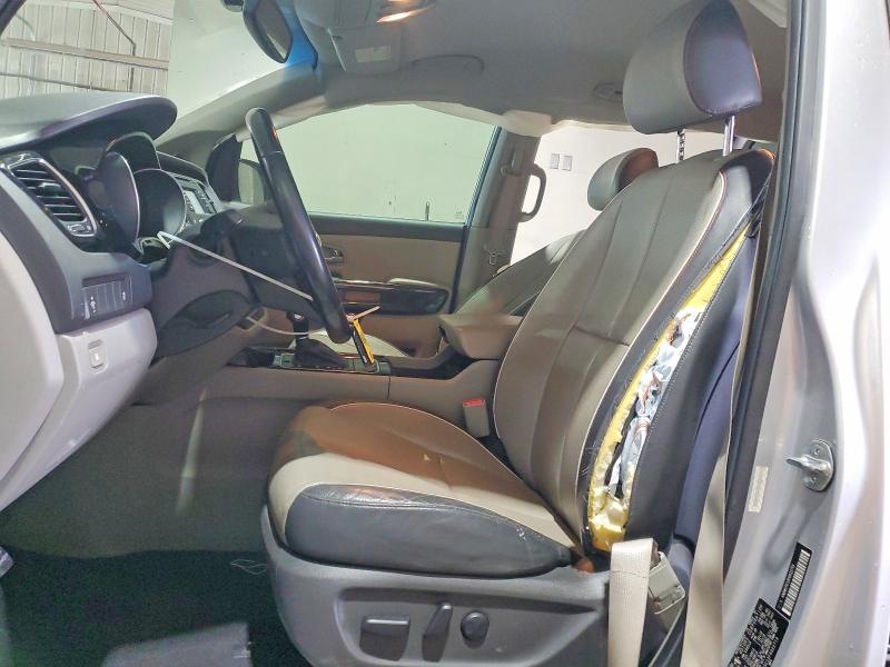 46507186 :رقم المزاد ، KNDMC5C13F6022719 vin ، 2015 Kia Sedona مزاد بيع