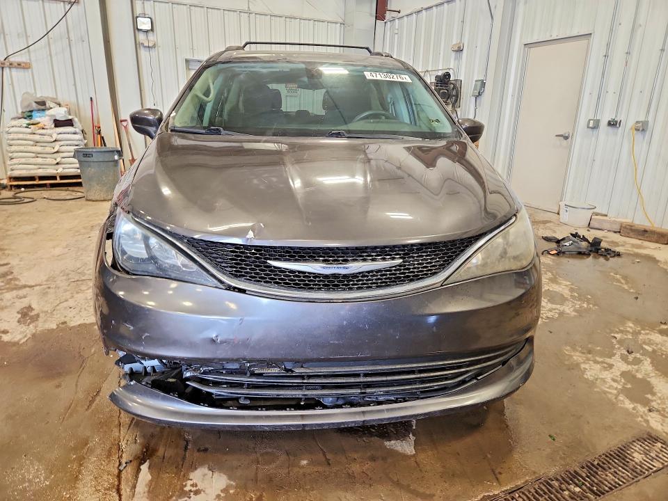 47130276 :رقم المزاد ، 2C4RC1DG9HR577865 vin ، 2017 Chrysler Pacifica مزاد بيع