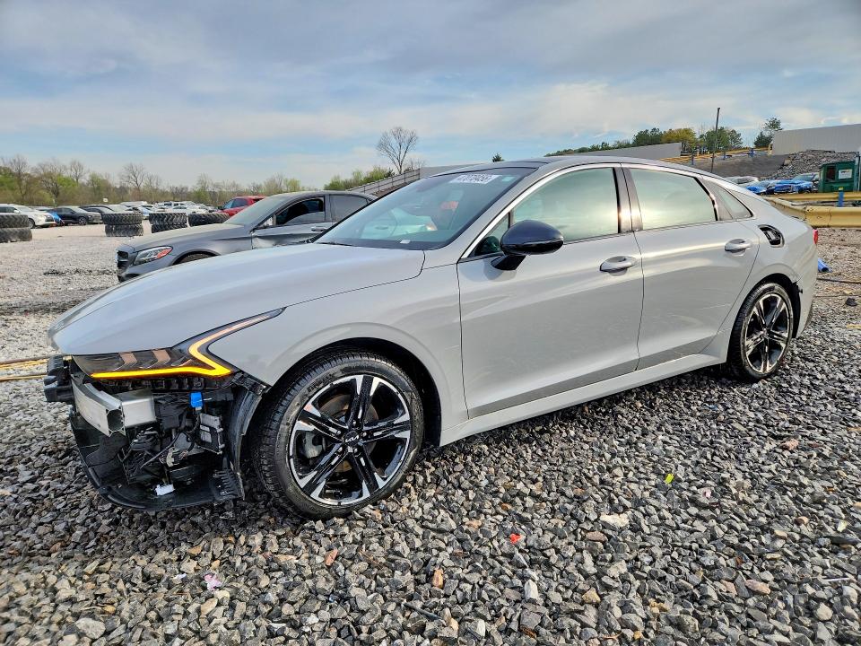 2022 Kia K5 მანქანა იყიდება აუქციონზე, vin: 5XXG64J25NG114327, აუქციონის ნომერი: 47070456