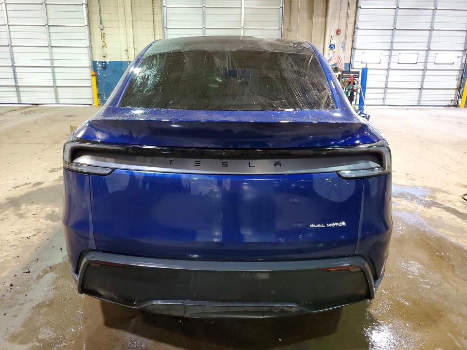 46037936 :رقم المزاد ، 7SAYGDEE8TF439966 vin ، 2026 Tesla Model Y مزاد بيع