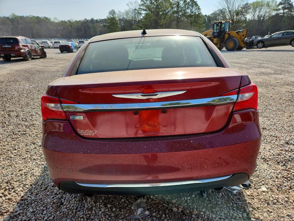 47176636 :رقم المزاد ، 1C3CCBBG9DN635998 vin ، 2013 Chrysler 200 مزاد بيع