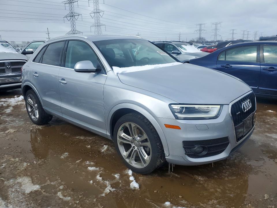 46104796 :رقم المزاد ، WA1EFCFS4FR006994 vin ، 2015 Audi Q3 مزاد بيع