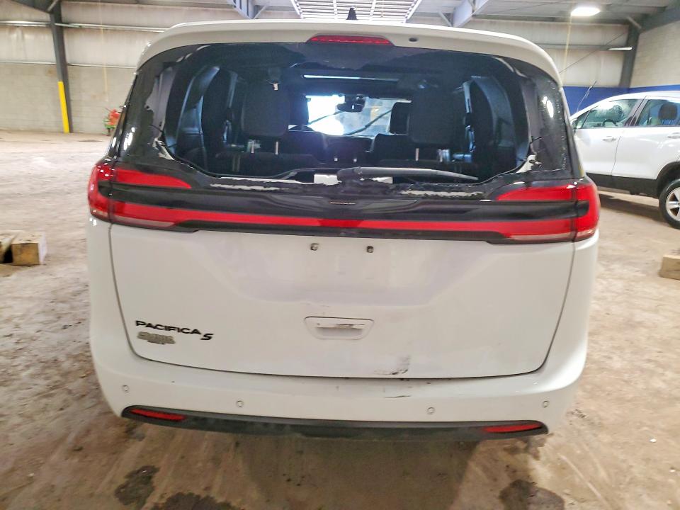 Продаж на аукціоні авто 2024 Chrysler Pacifica, vin: 2C4RC1BG5RR184174, номер лоту: 79474865