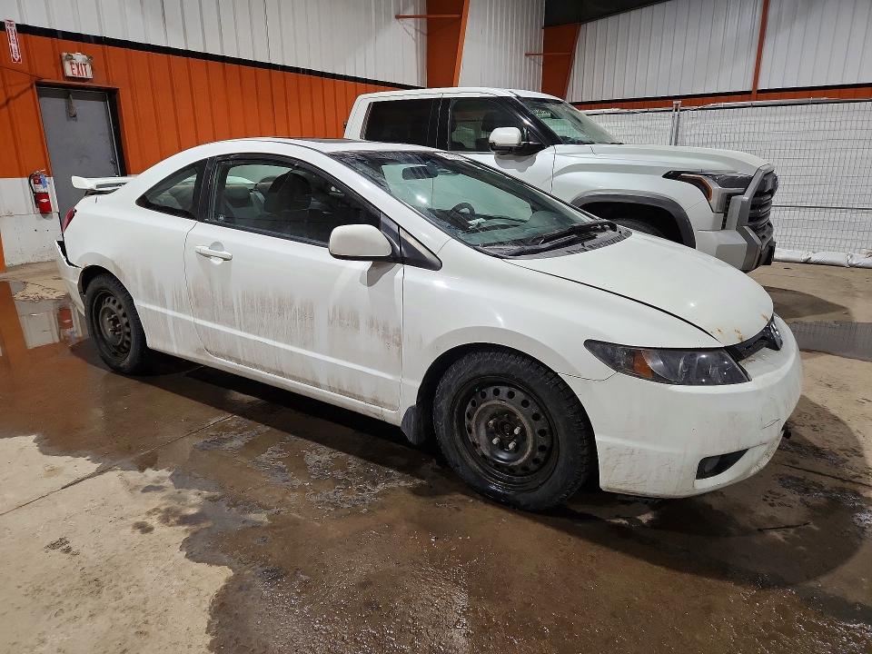 45860926 :رقم المزاد ، 2HGFG12698H001752 vin ، 2008 Honda Civic مزاد بيع