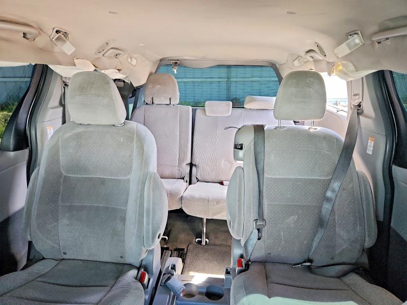 79477615 :رقم المزاد ، 5TDKK3DC8FS594982 vin ، 2015 Toyota Sienna مزاد بيع