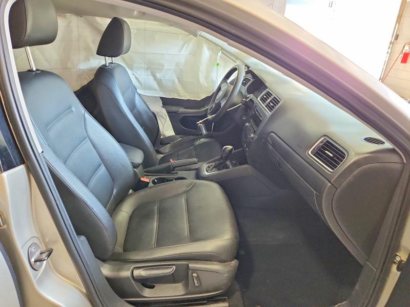 47757806 :رقم المزاد ، 3VWD17AJ0EM295472 vin ، 2014 Volkswagen Jetta مزاد بيع