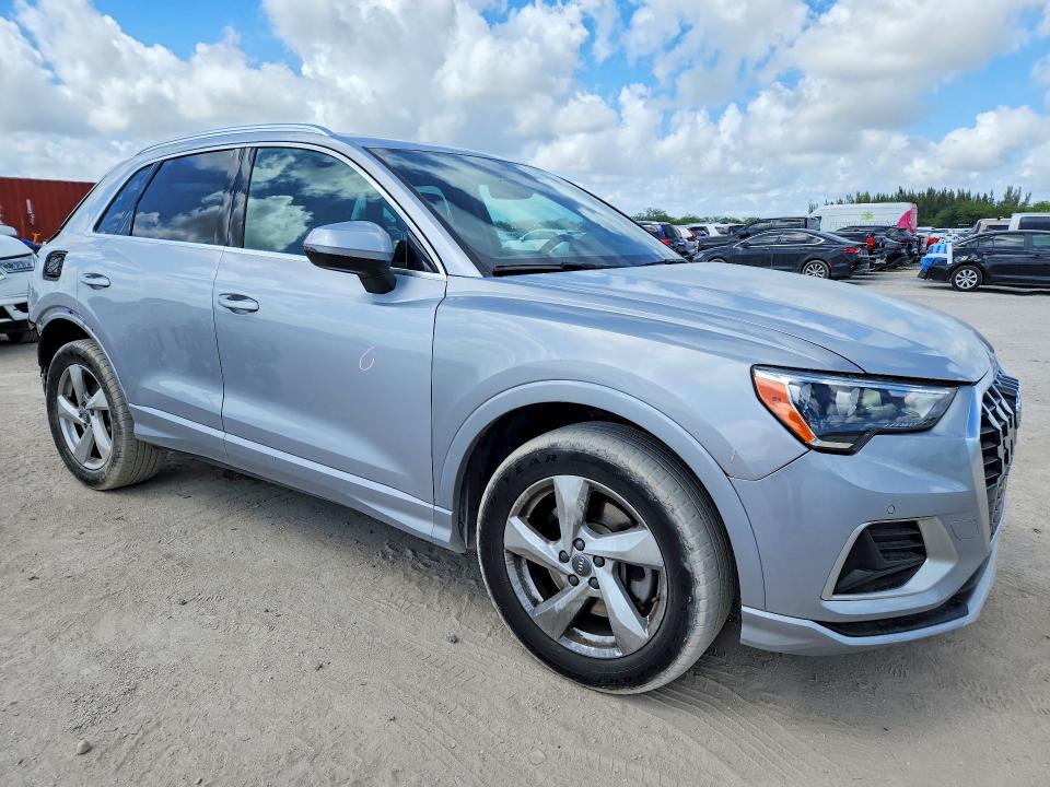 2020 Audi Q3 მანქანა იყიდება აუქციონზე, vin: WA1AECF37L1073562, აუქციონის ნომერი: 42046076