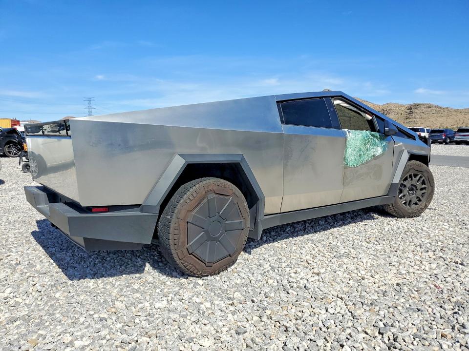 46055876 :رقم المزاد ، 7G2CEGEC9SA077409 vin ، 2025 Tesla Cybertruck مزاد بيع