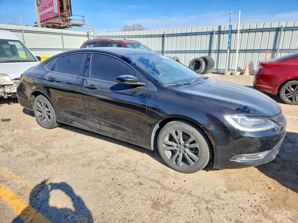 46722256 :رقم المزاد ، 1C3CCCAB4GN166299 vin ، 2016 Chrysler 200 مزاد بيع