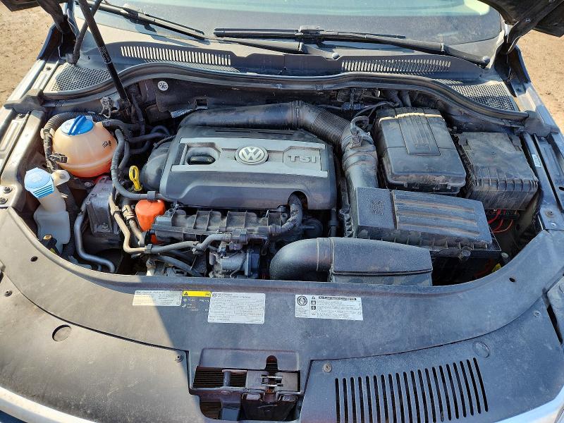 79444945 :رقم المزاد ، WVWBN7AN7FE828247 vin ، 2015 Volkswagen Cc مزاد بيع