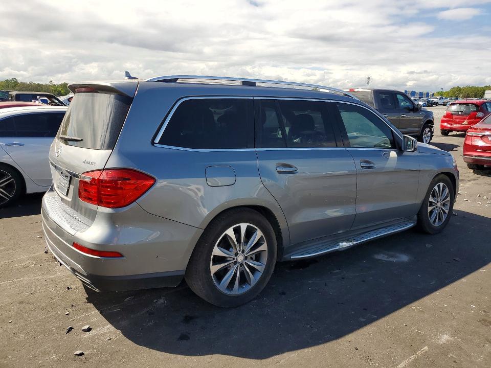 Продажа на аукционе авто 2015 Mercedes-benz Gl, vin: 4JGDF6EE9FA542770, номер лота: 47682106