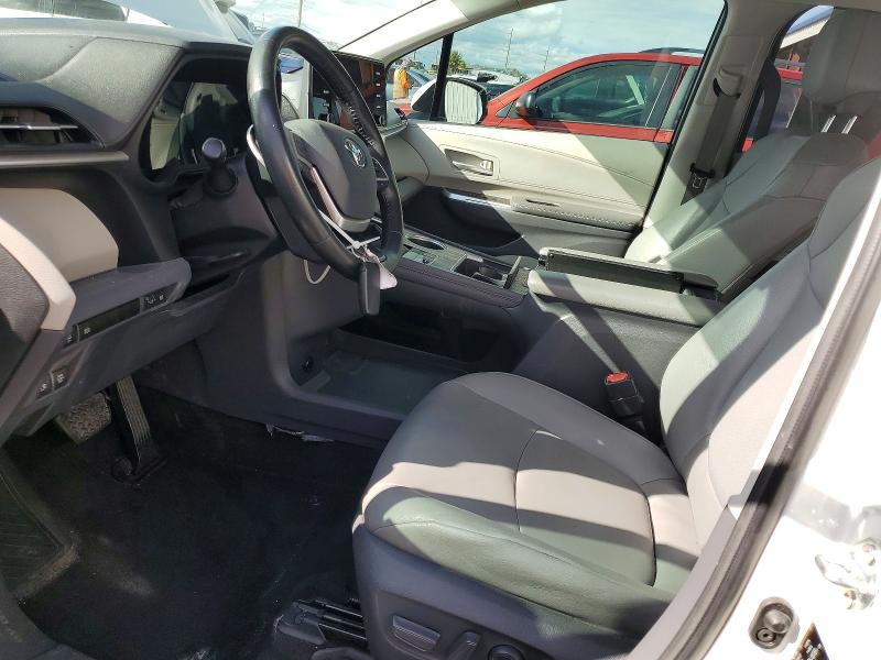 79535255 :رقم المزاد ، 5TDYRKEC4MS026577 vin ، 2021 Toyota Sienna مزاد بيع