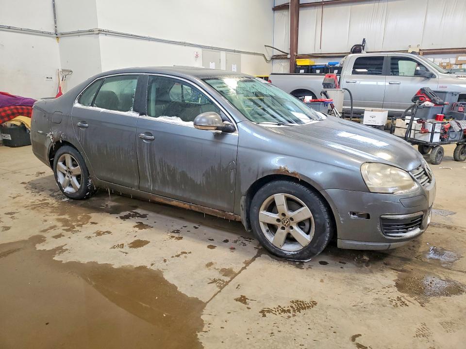 46754506 :رقم المزاد ، 3VWRM71K58M028080 vin ، 2008 Volkswagen Jetta مزاد بيع