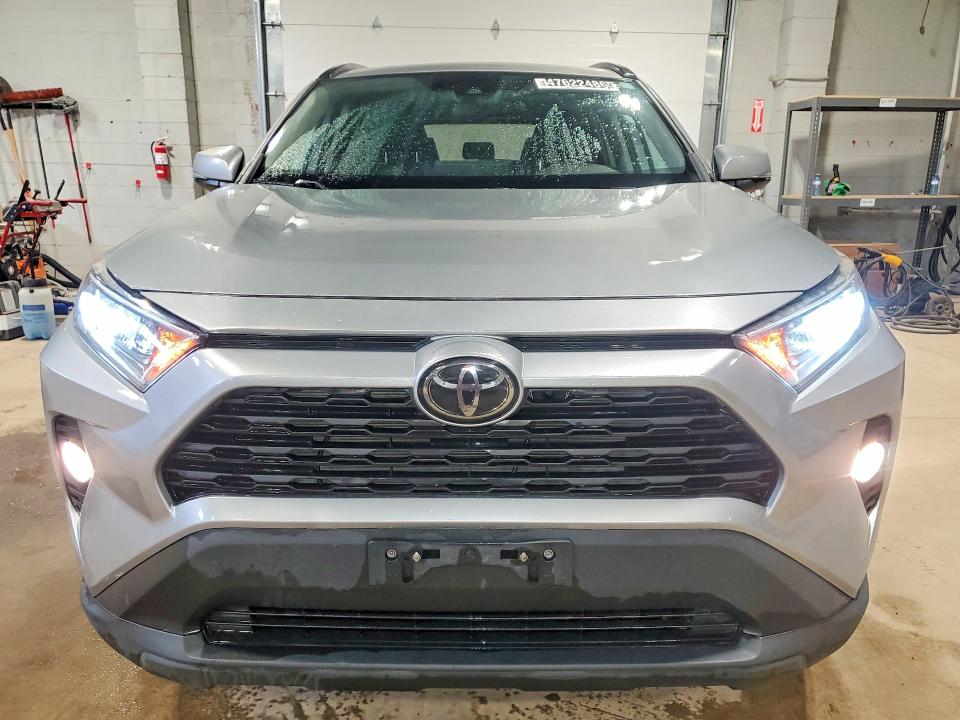 47622486 :رقم المزاد ، 2T3R1RFV7KW038674 vin ، 2019 Toyota Rav4 مزاد بيع