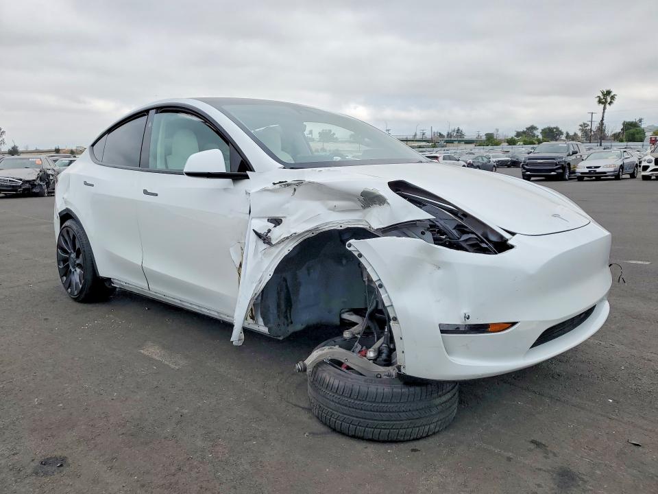 2023 Tesla Model Y მანქანა იყიდება აუქციონზე, vin: 7SAYGDEF0PF886659, აუქციონის ნომერი: 41845516