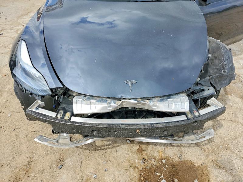 47993266 :رقم المزاد ، 7SAYGDEF0SA346296 vin ، 2025 Tesla Model Y مزاد بيع