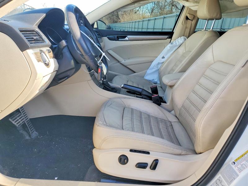 47287606 :رقم المزاد ، 1VWCS7A36GC018923 vin ، 2016 Volkswagen Passat مزاد بيع