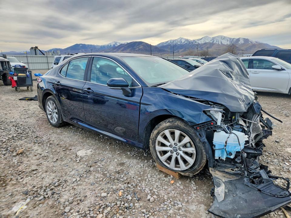79272325 :رقم المزاد ، 4T1B11HK4KU830859 vin ، 2019 Toyota Camry مزاد بيع